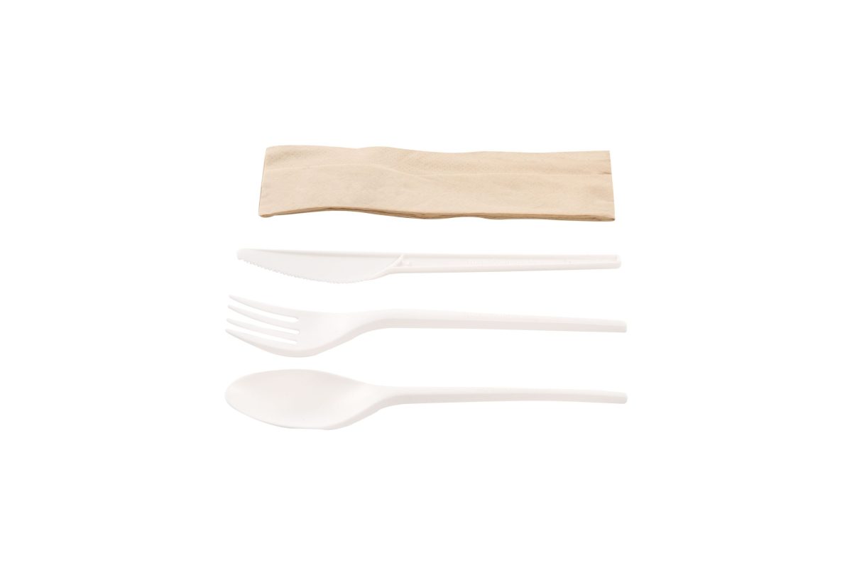 Kit couverts blanc 4 en 1 CPLA : couteau + fourchette + cuillère + serviette kraft – 500 unités – Betik