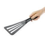Spatule professionnelle ajourée résistant à la chaleur Matfer - 305 mm – Image 3