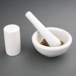 Pilon et mortier en porcelaine - Vogue 115 mm – Image 4